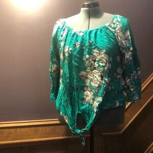 Green floral print top